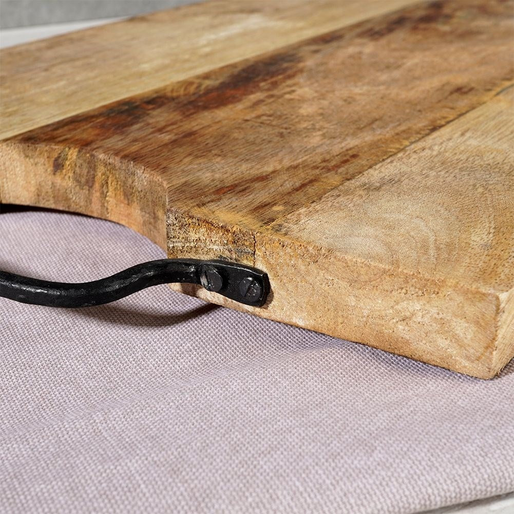 Cutting board in Exotic Mango wood