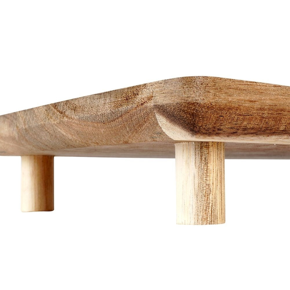 Cutting board in durable acacia wood with four legs