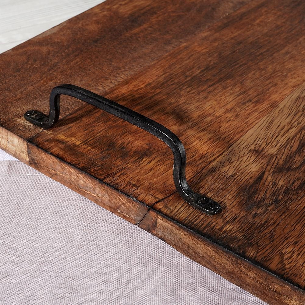 Cutting board in exotic mango wood with unique aged design