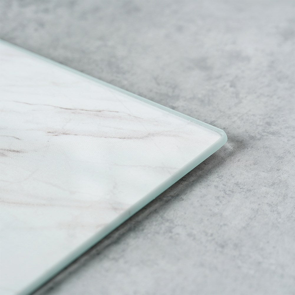 Cutting board in tempered glass with non-slip feet