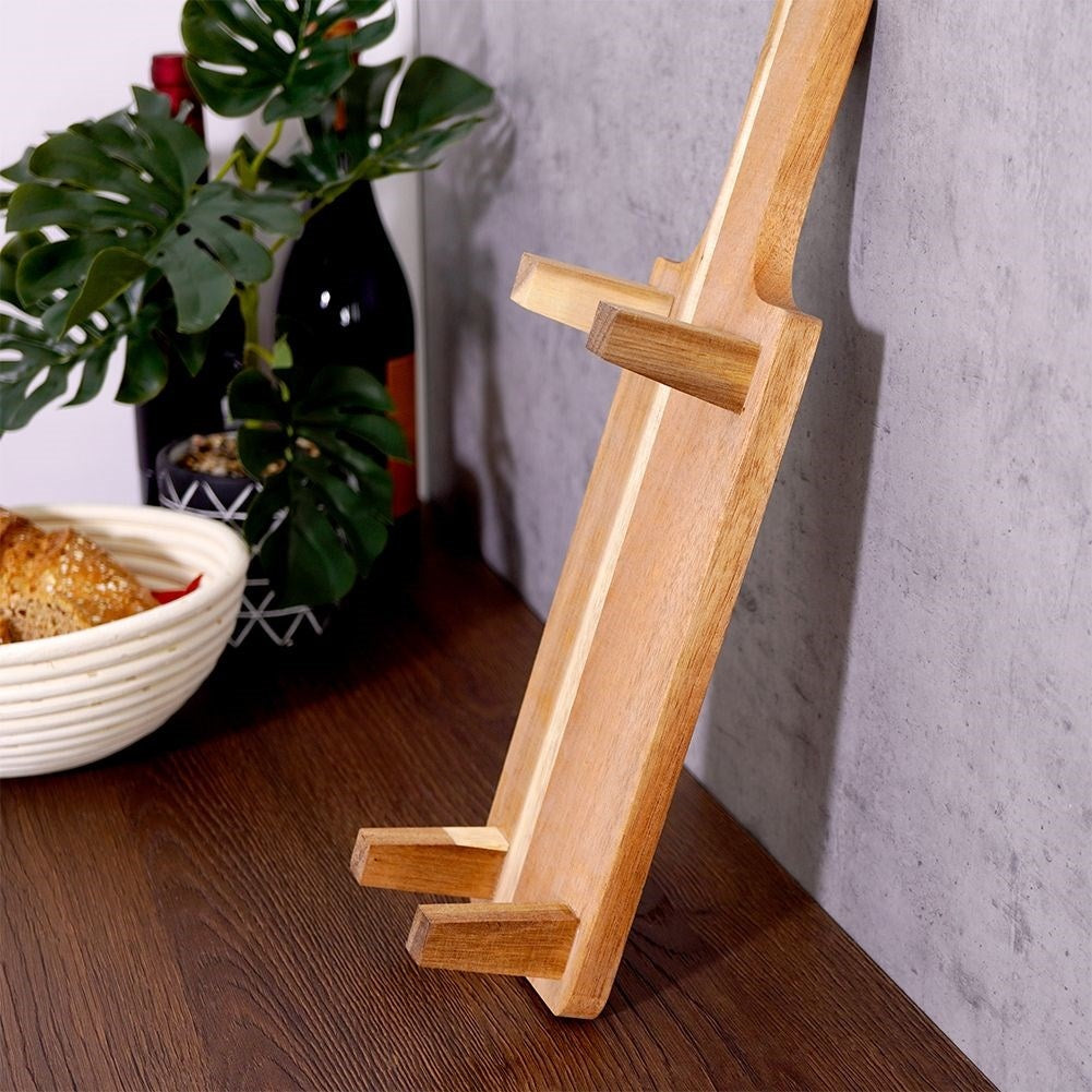Cutting board & serving tray in acacia wood with handle