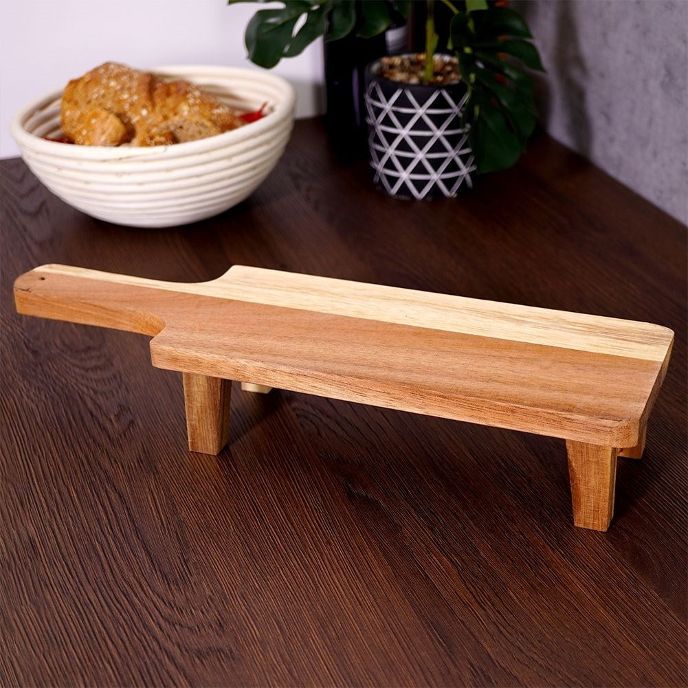 Cutting board & serving tray in acacia wood with handle