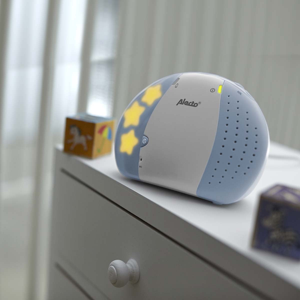 DECT Baby Monitor with VOX, Talk-Back, 300m Range
