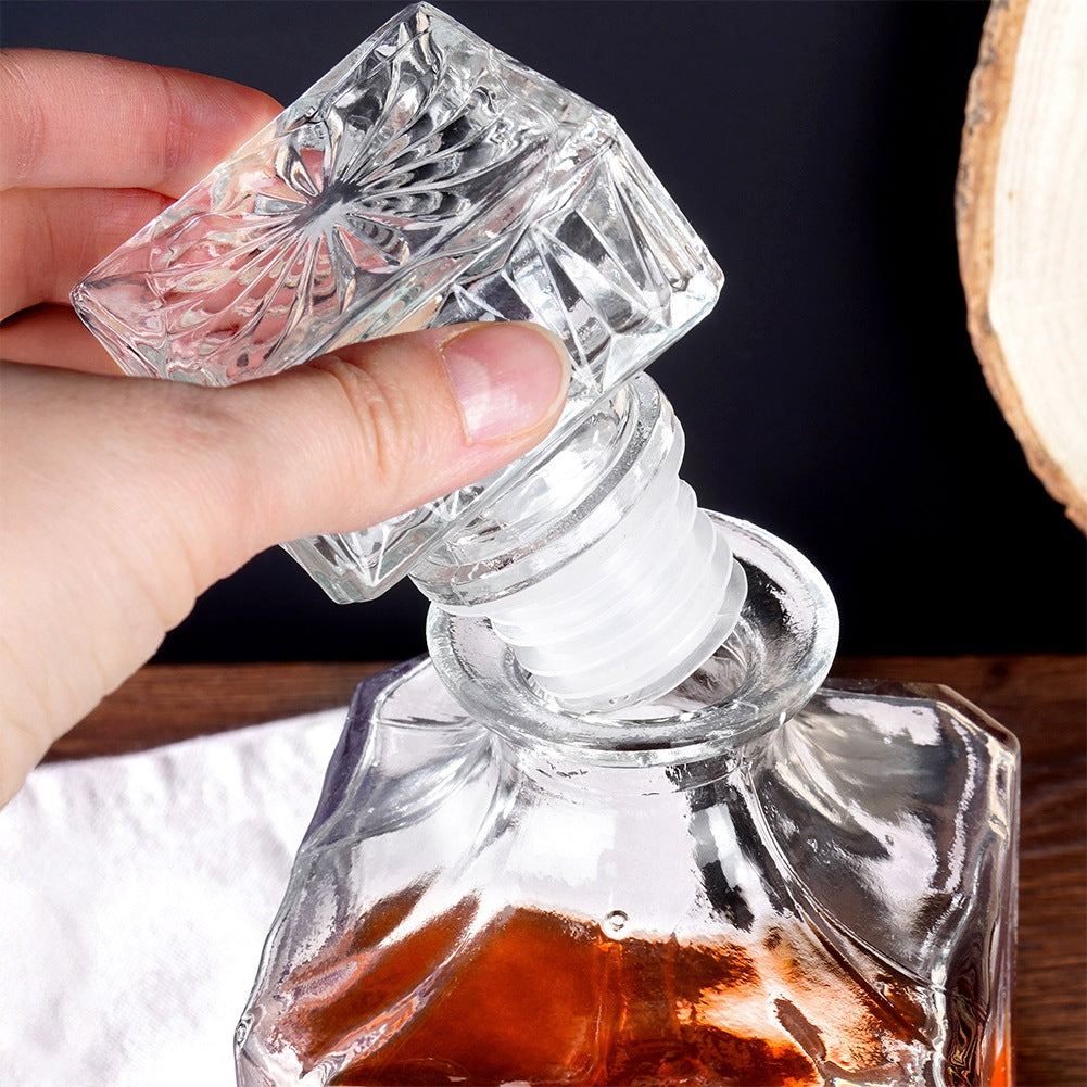 Decanter and whiskey glasses glass 900 ml + 4x300 ml 5 pcs.
