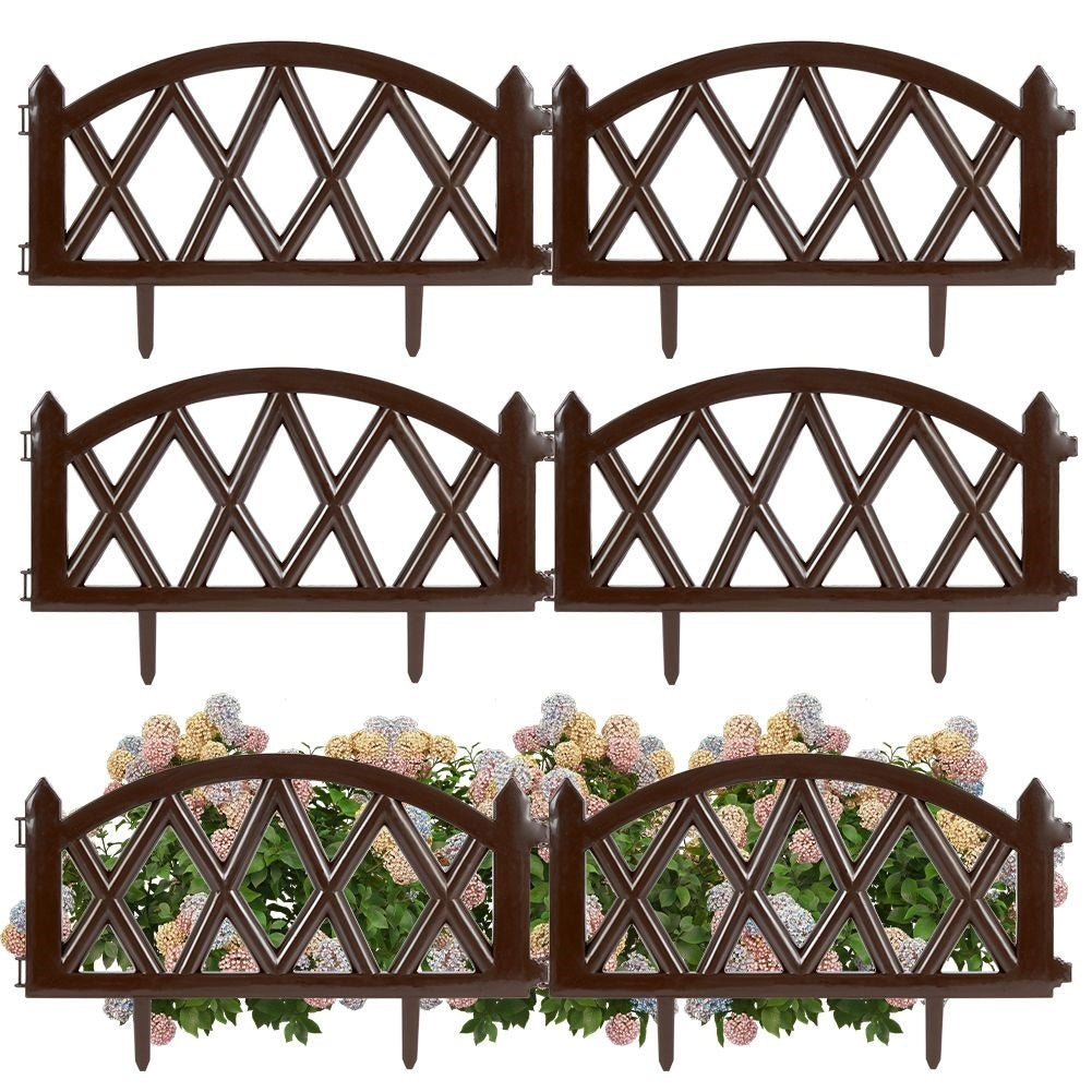 Decorative garden fences: Unique edging for plants, weather resistant