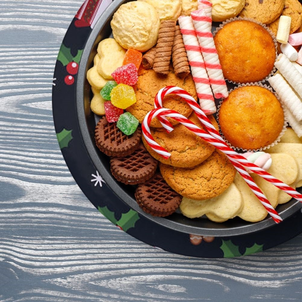 Decorative placemat with Christmas gingerbread men and mistletoe