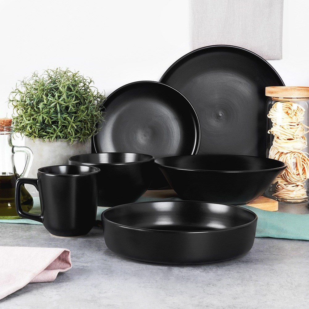 Deep ceramic dinner plate black SOHO 21.5 cm, 1 l