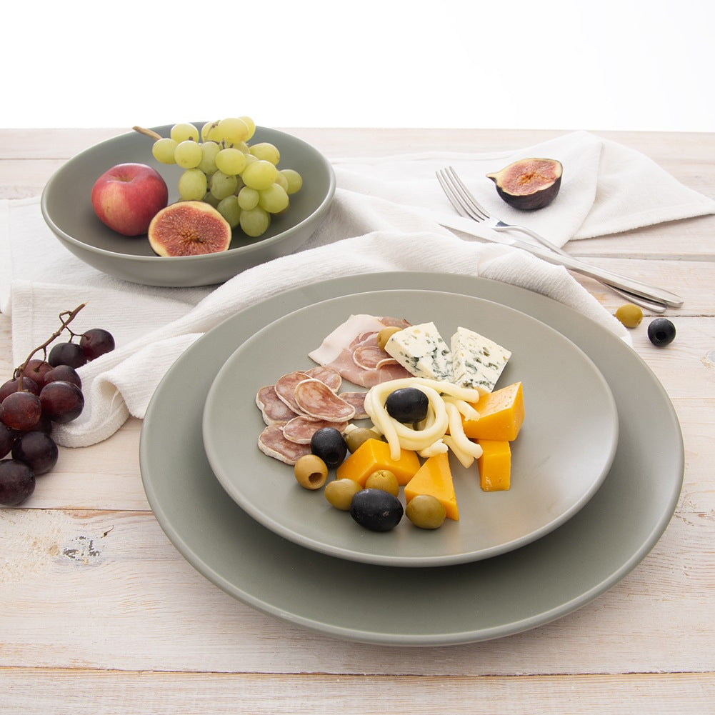 Deep ceramic dinner plate green 20.5 cm