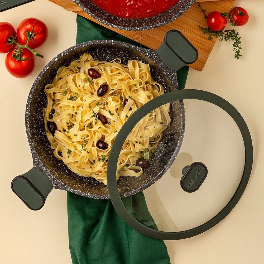 Deep frying pan with 5 layers non-stick for all stoves
