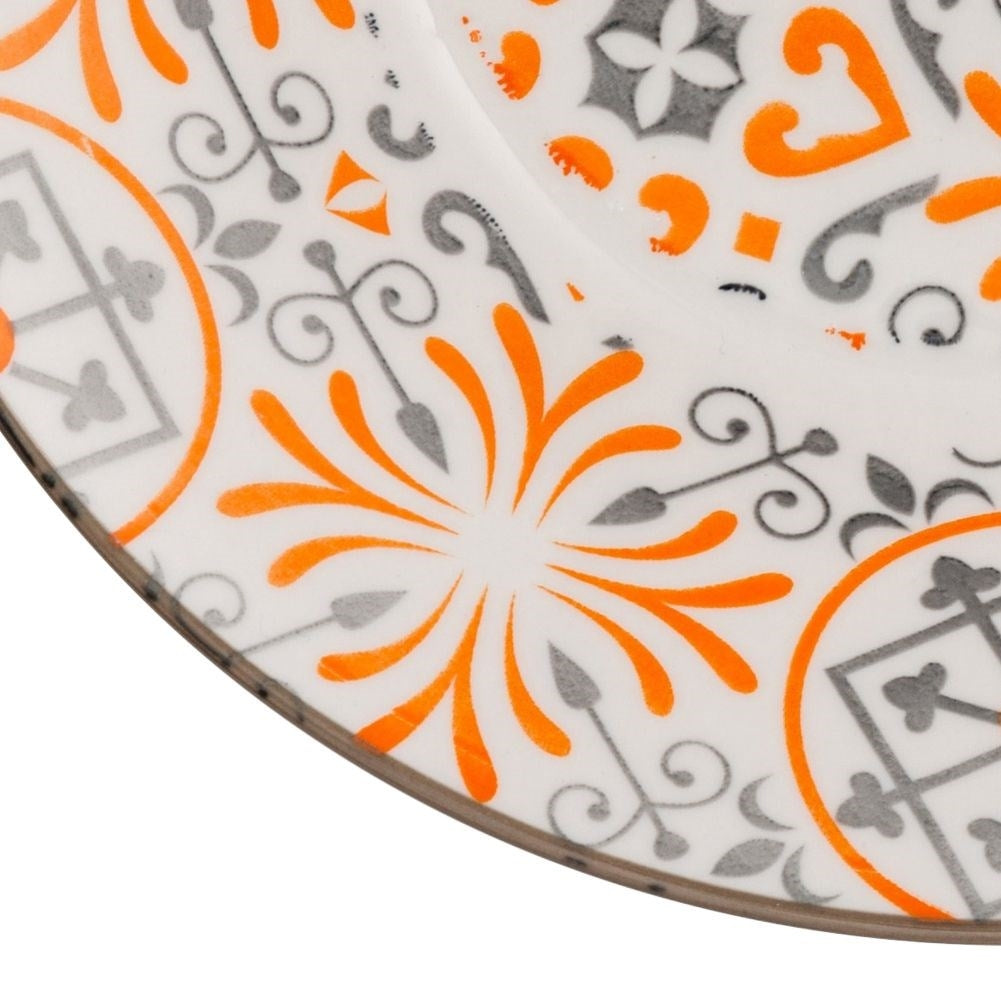 Deep porcelain dishes: Microwave safe and dishwasher safe