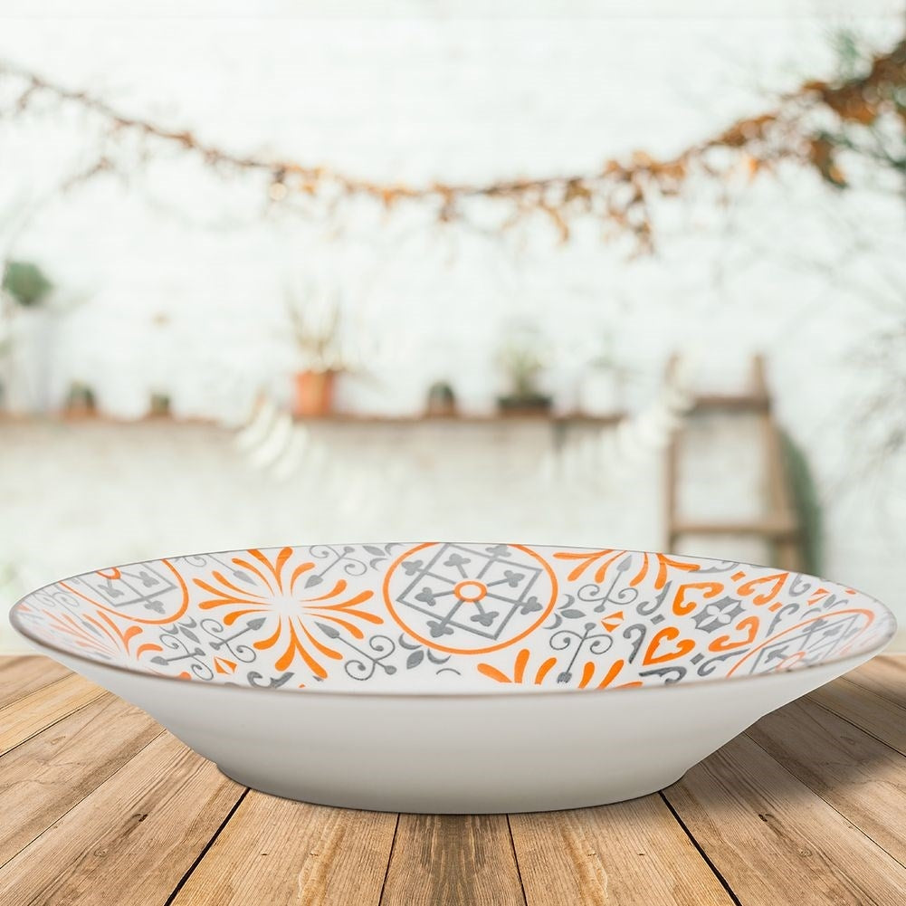 Deep porcelain dishes: Microwave safe and dishwasher safe