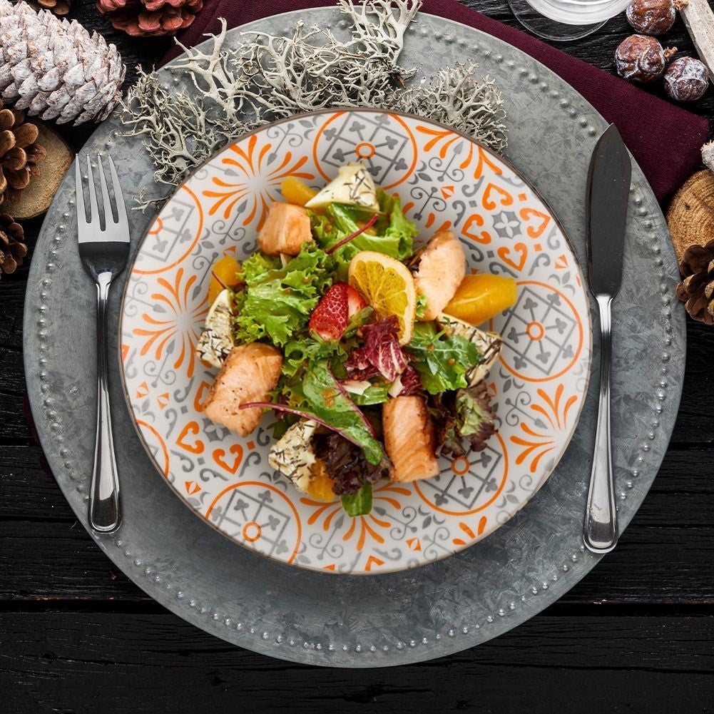 Deep porcelain dishes: Microwave safe and dishwasher safe