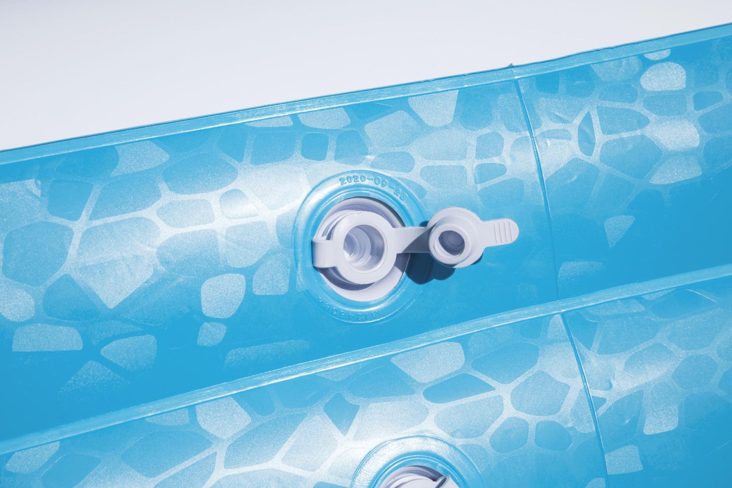 Deluxe Rectangular Pool