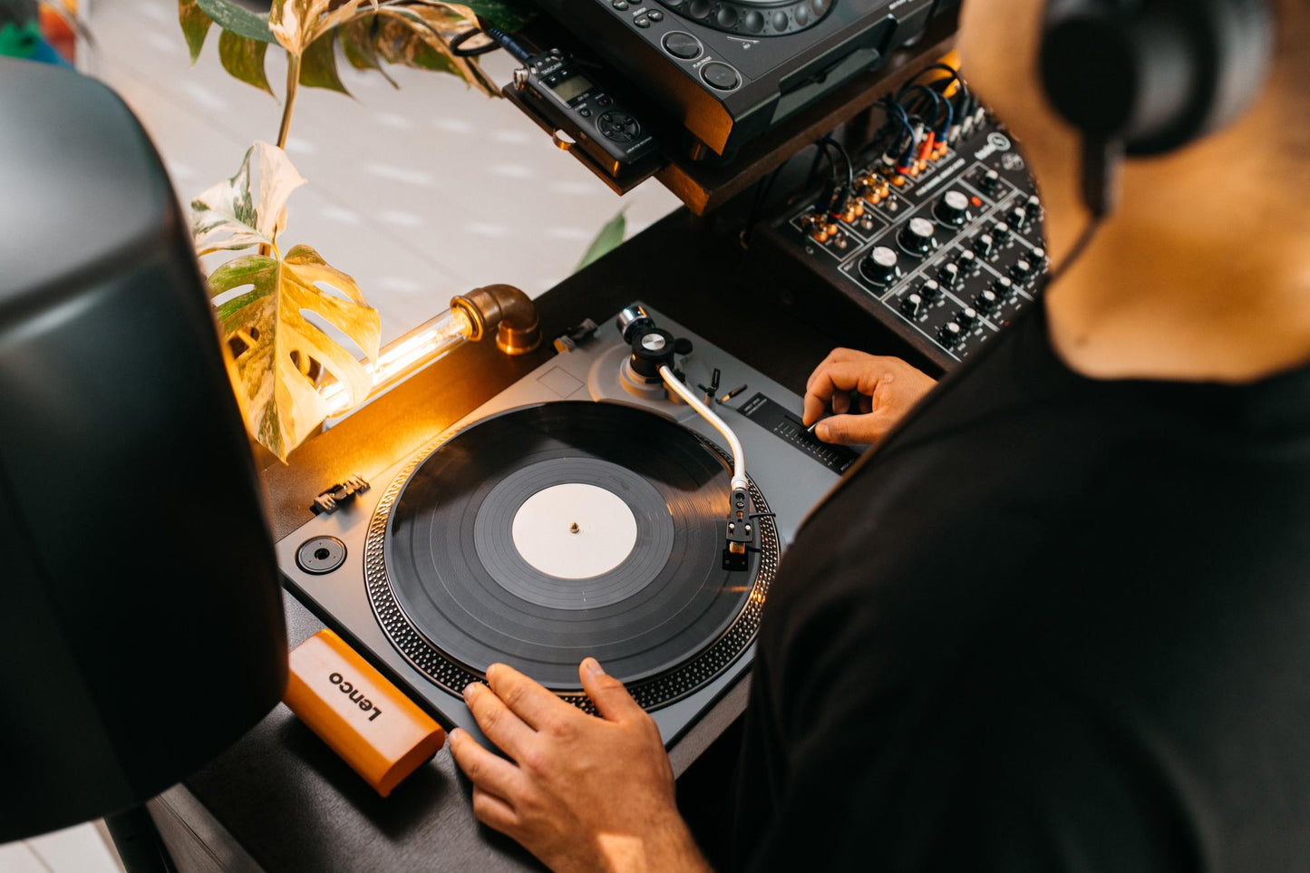 Direct Drive Turntable with USB Recording, Grey