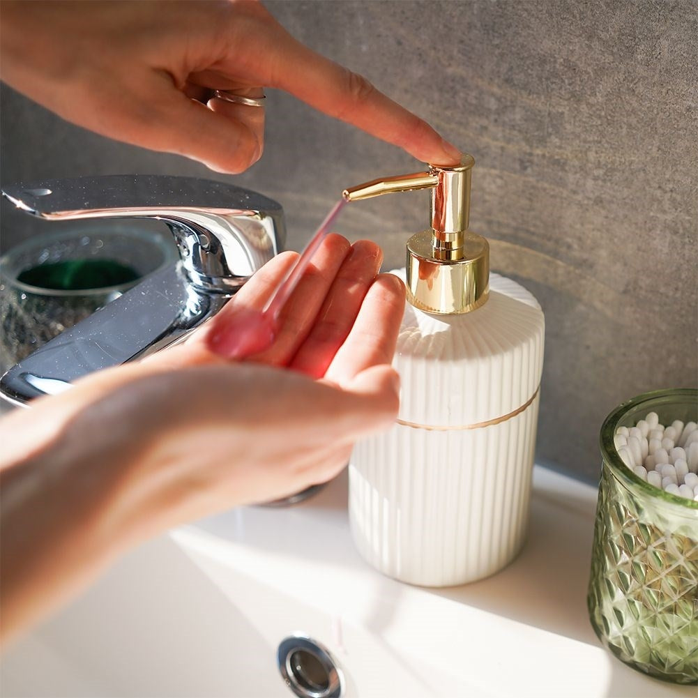 Dishwashing detergent/soap dispenser: Easy to fill, elegant for kitchen/bathroom