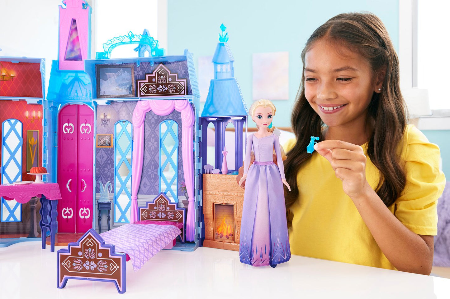Disney Frozen Arendelle Castle