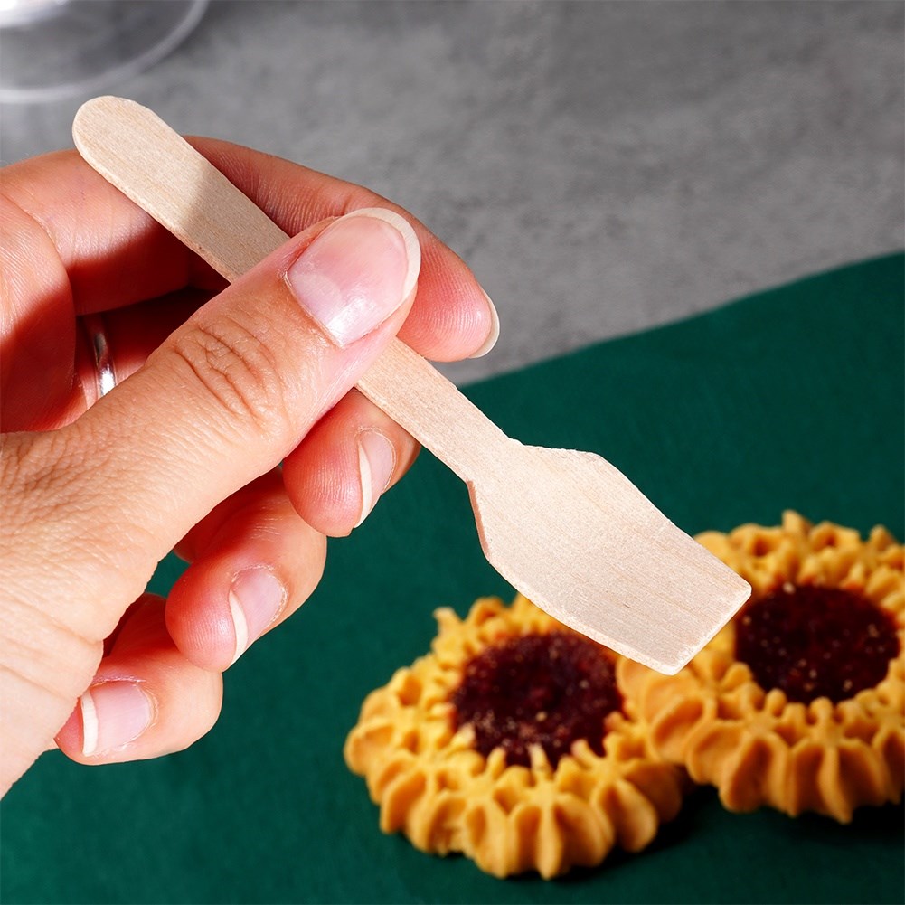 Disposable wooden ice cream spoons 9.5 cm 30 pcs.