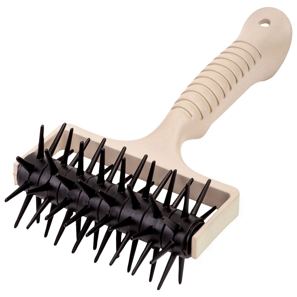 Dot roller: Perfect for even perforation of puff pastry and shortcrust pastry