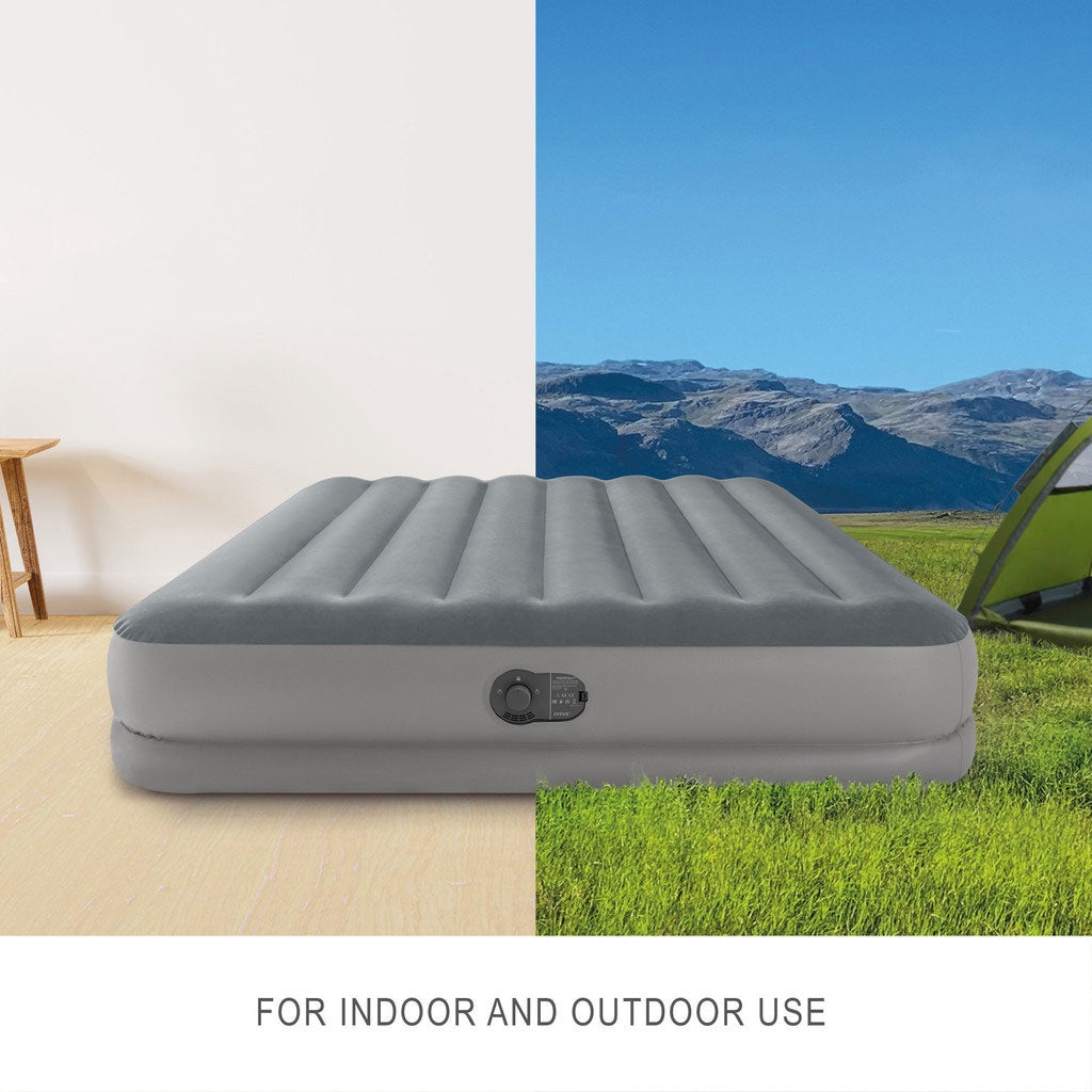 Double Air Mattress with Built-In Pump, 203x152x30 cm