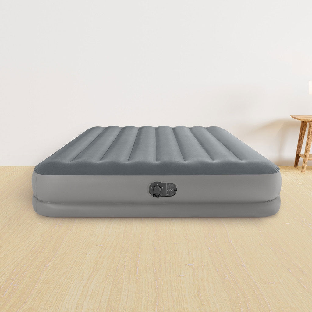 Double Air Mattress with Built-In Pump, 203x152x30 cm