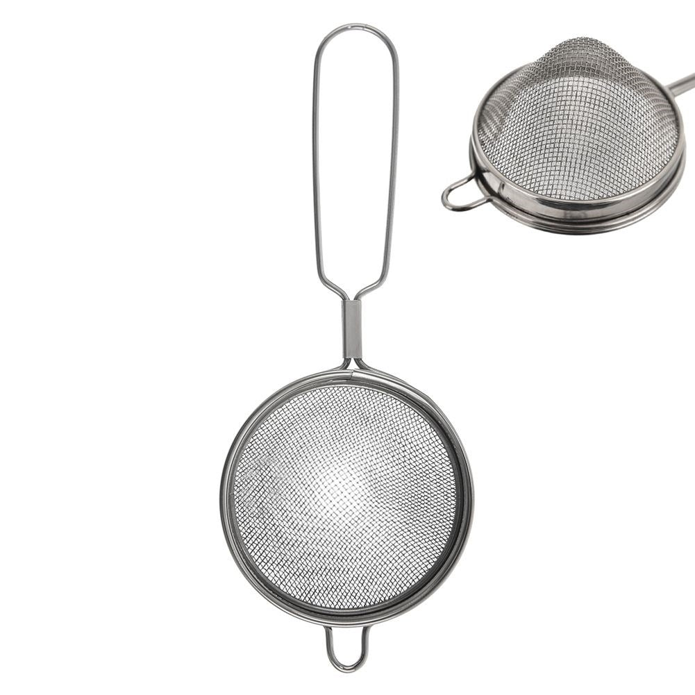Double tea strainer in stainless steel with handle and fastening device