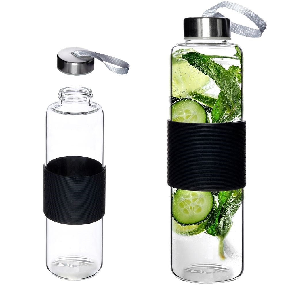 Durable 600 ml bottle in borosilicate glass with silicone protection