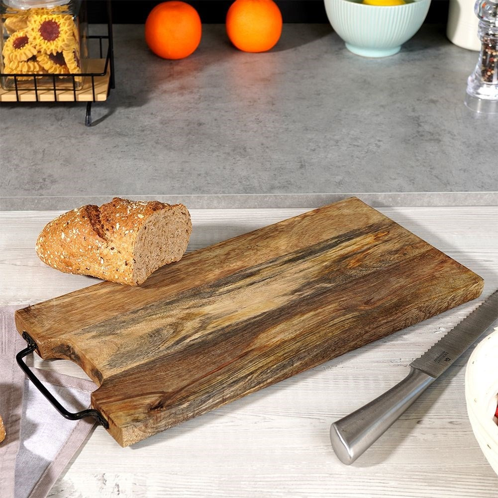 Durable Cutting Board in Mango Wood with Comfortable Handle