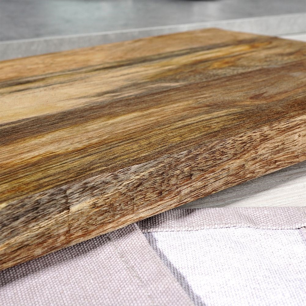 Durable Cutting Board in Mango Wood with Comfortable Handle