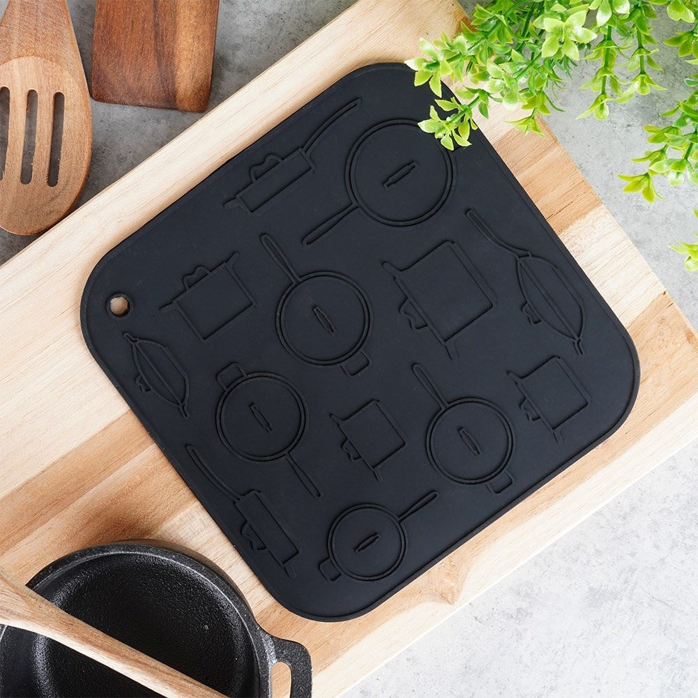 Durable Silicone Pad: Protects the Kitchen Counter from Hot Vessels