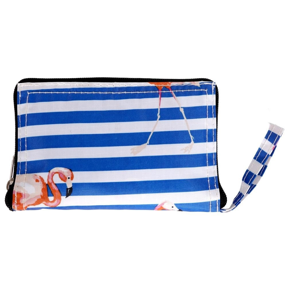 Durable and easily foldable shopping bag