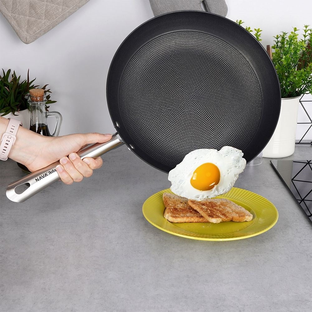 Durable cast iron pan with non-stick for frying and oven