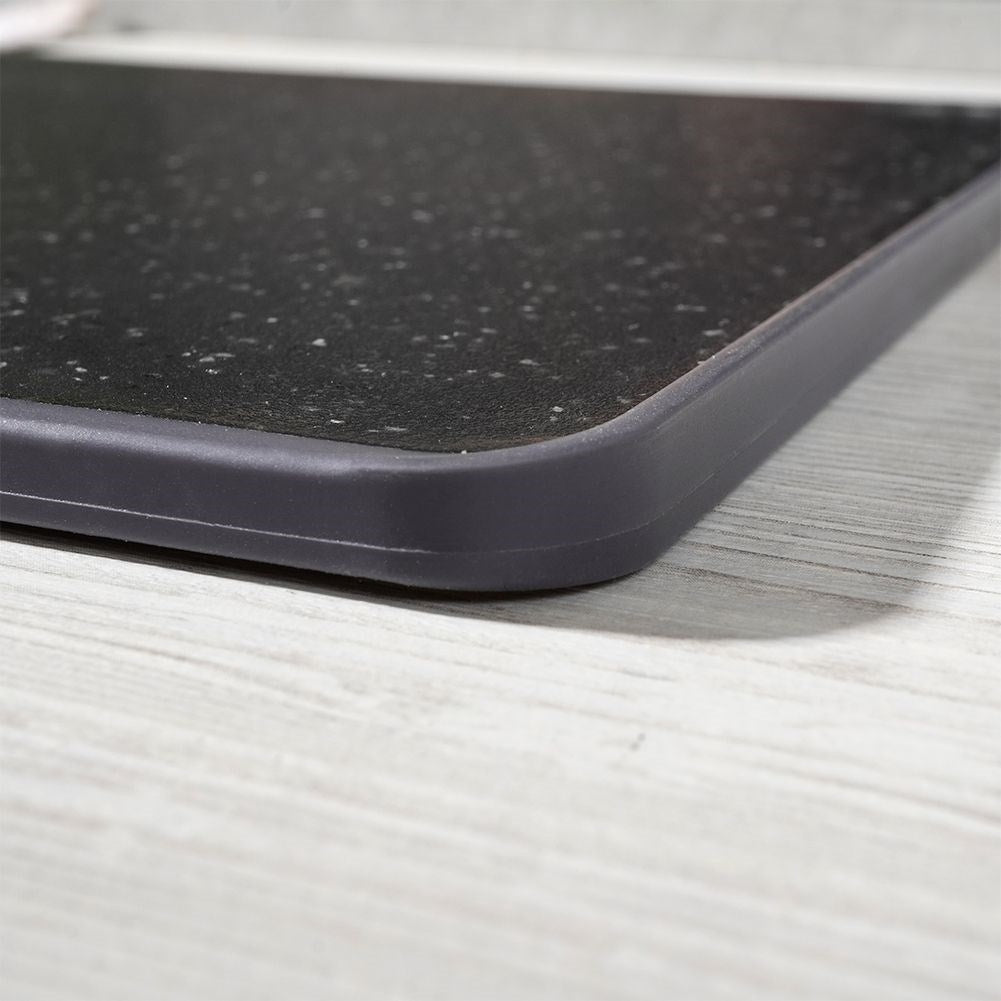 Durable cutting board in black granite imitation for all knives