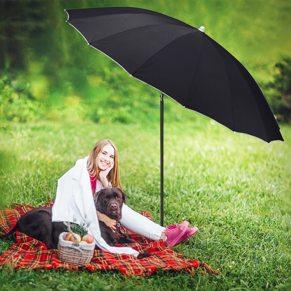 Durable garden parasol with adjustable height and tilt