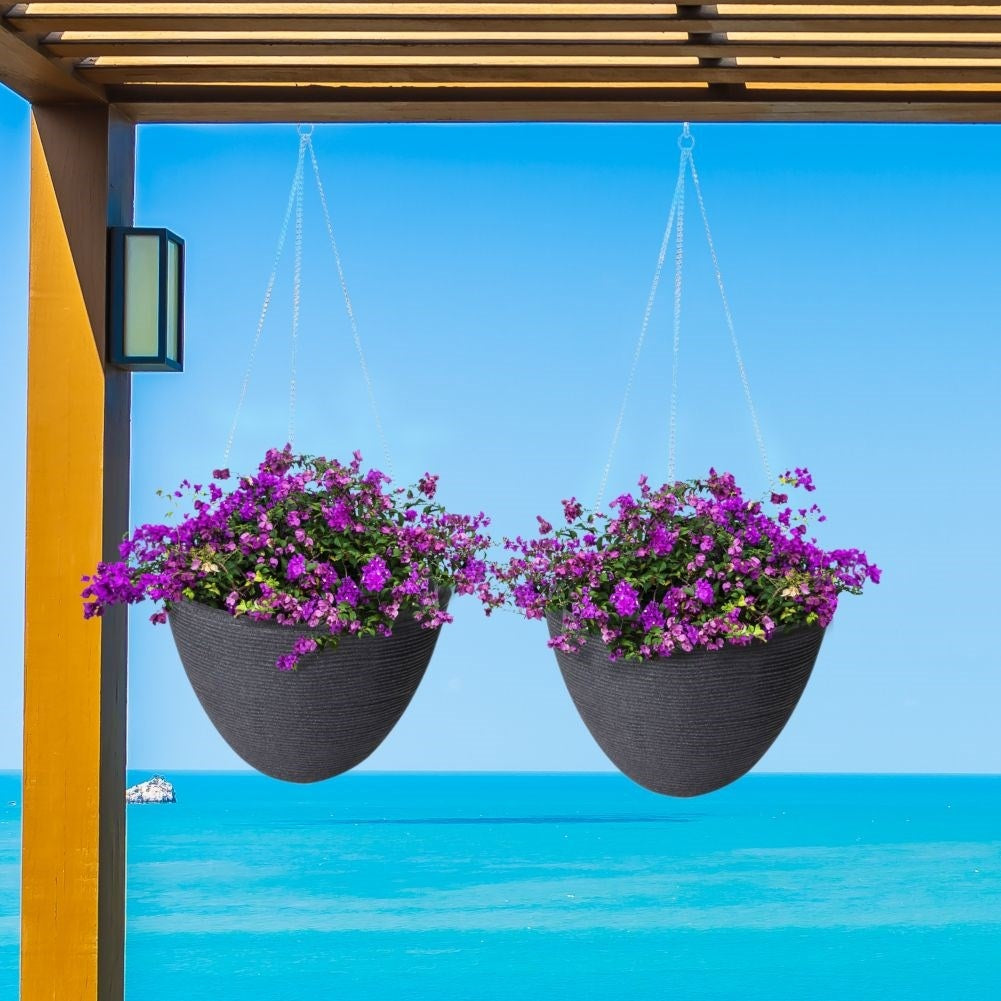 Durable hanging pot for plants - perfect for balcony & terrace