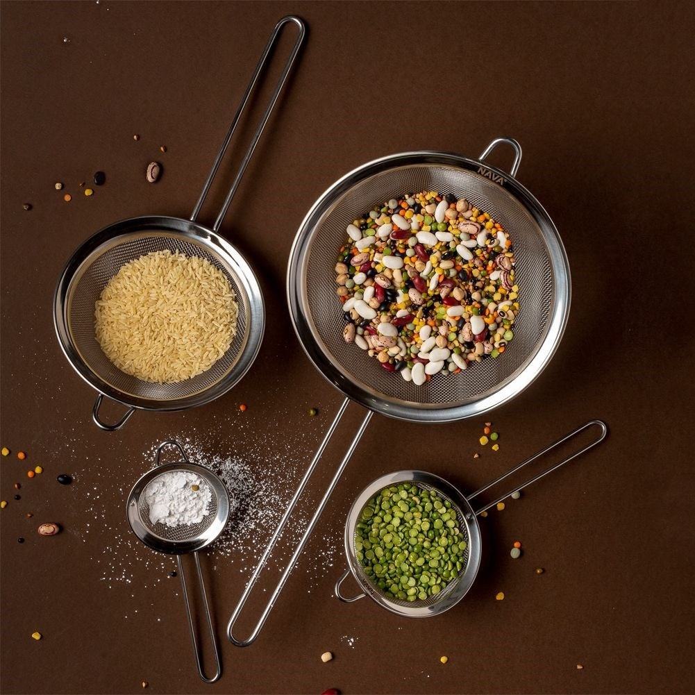Durable kitchen strainer in stainless steel - 20 cm diameter