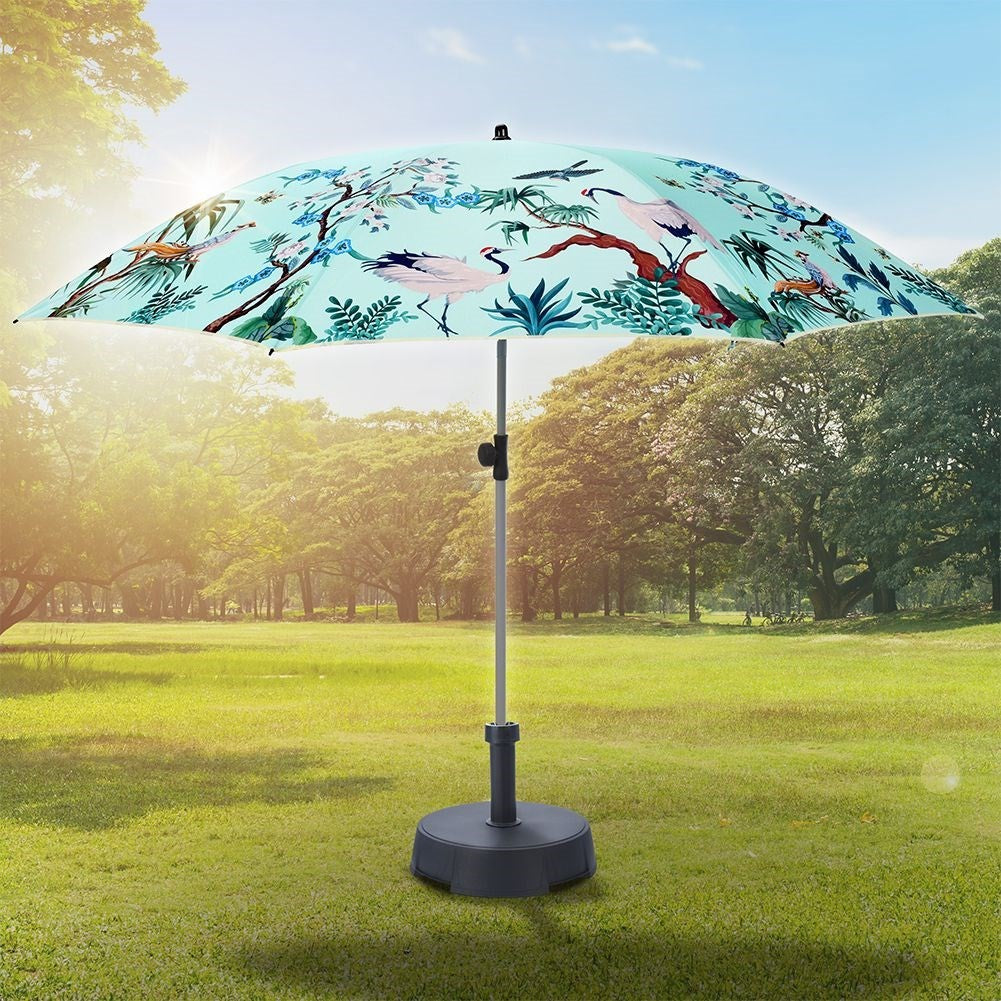 Durable parasol for beach and garden in beautiful colours