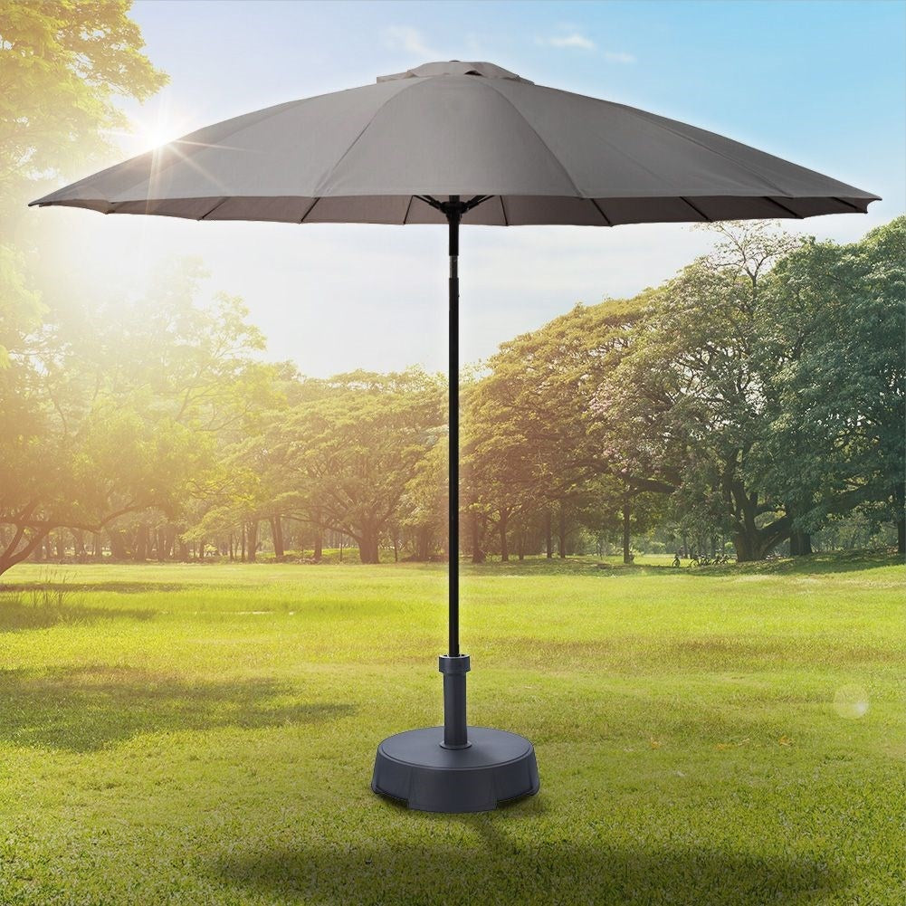 Durable parasol with adjustable frame and crank