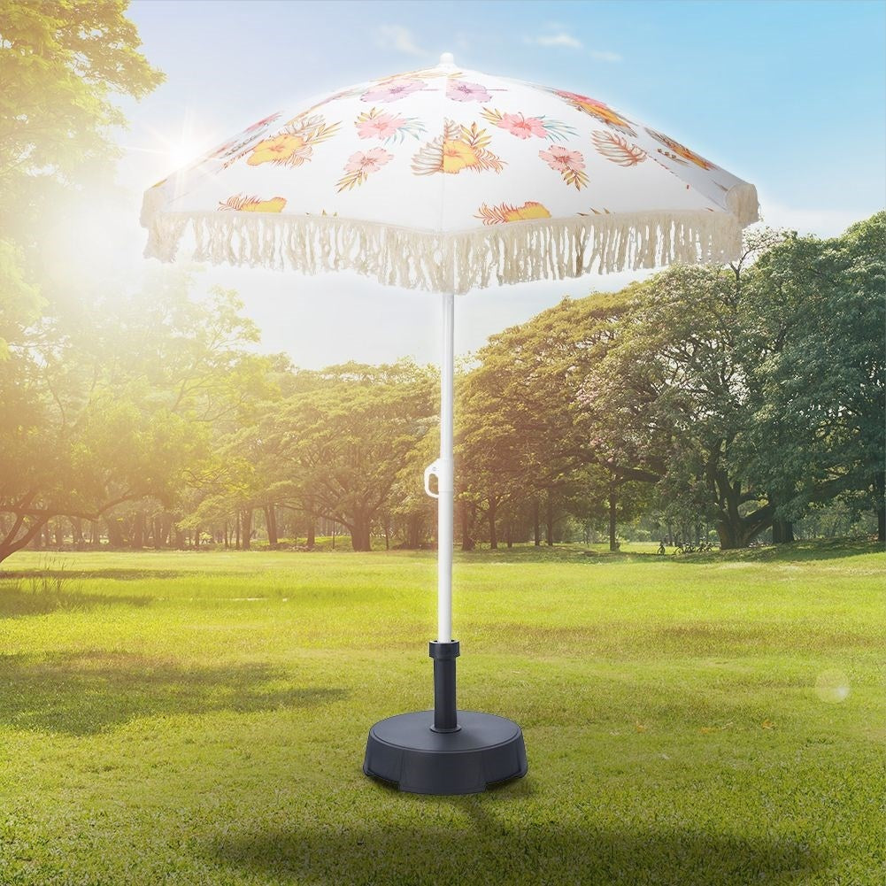 Durable retro parasol with fringes for beach and garden