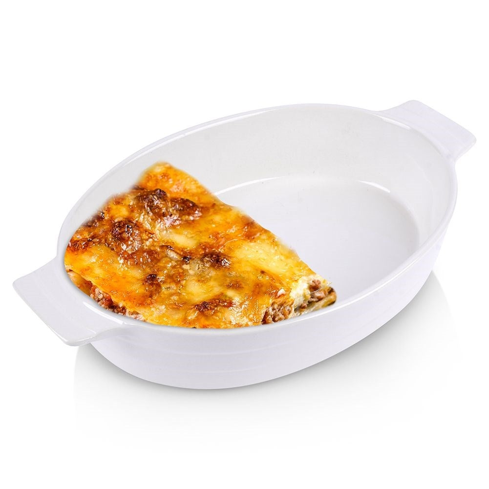 Durable white ceramic baking tins for all dishes