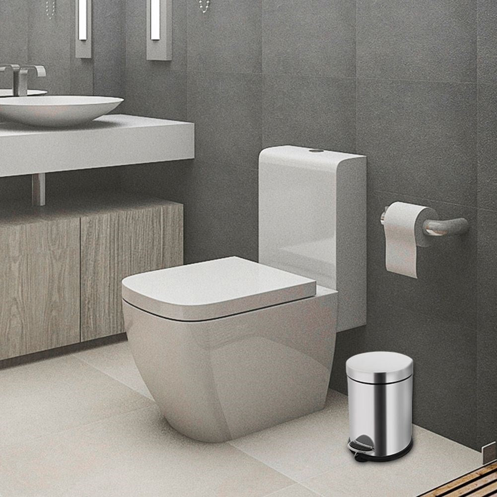 Dustbin 3.2L in stainless steel with pedal and plastic insert