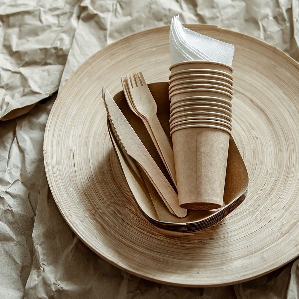 Eco-friendly disposable knives 20-pack for picnic and garden