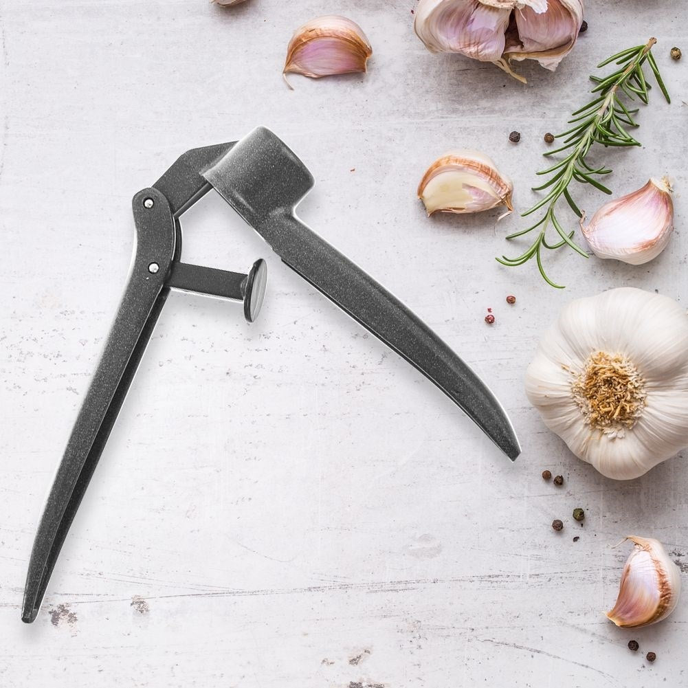 Effective Garlic Press in Durable Aluminum