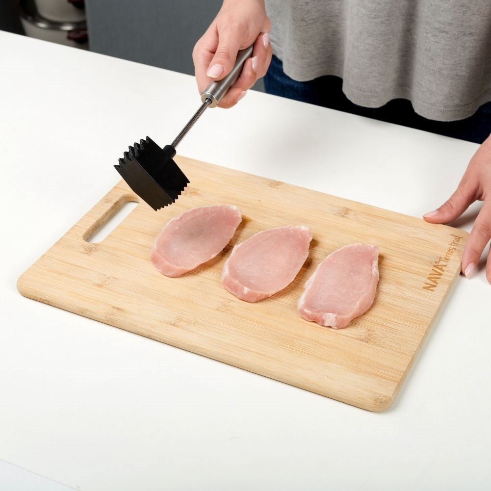 Effective and robust meat mallet with double-sided head