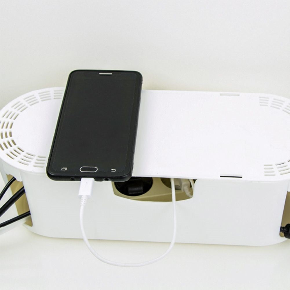 Effective cable holder in white plastic for tangle-free storage