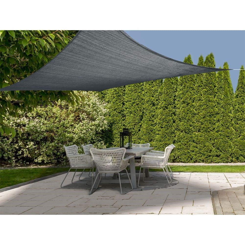 Effective sun sail for garden, balcony and terrace