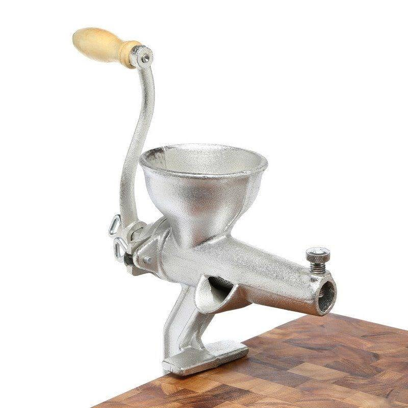 Efficient juicer for fruit and vegetables with filter cloth