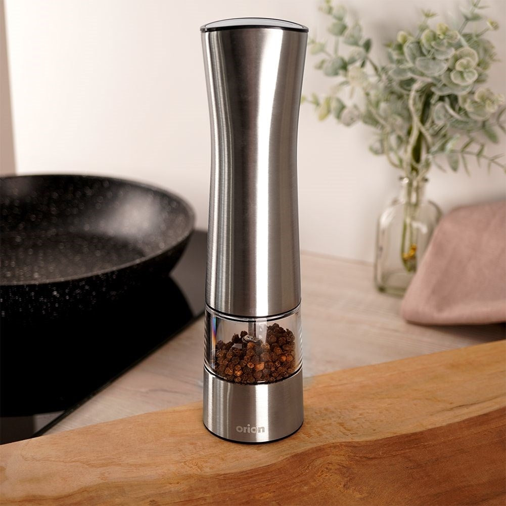 Electric Grinder for Pepper, Salt and Spices in Stainless Steel