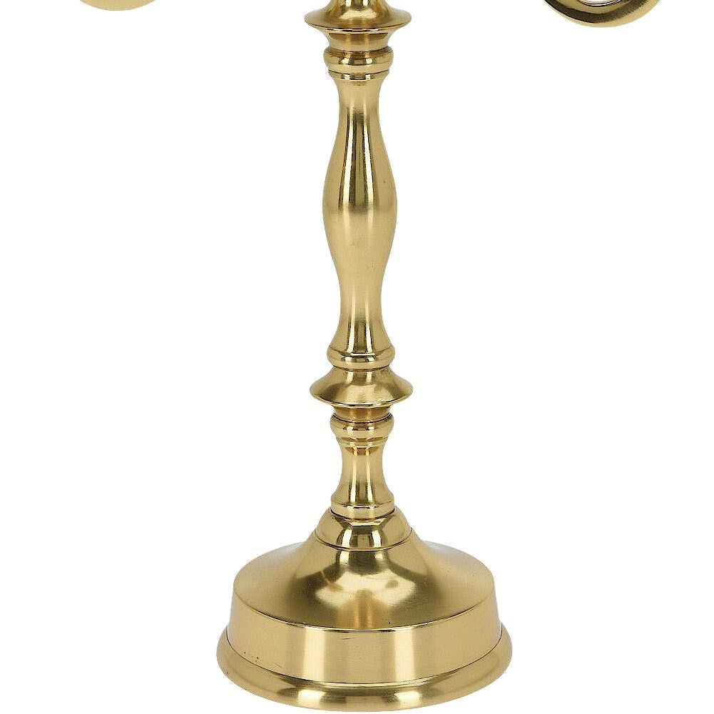 Elegant 3-armed Candlestick in Classic Style