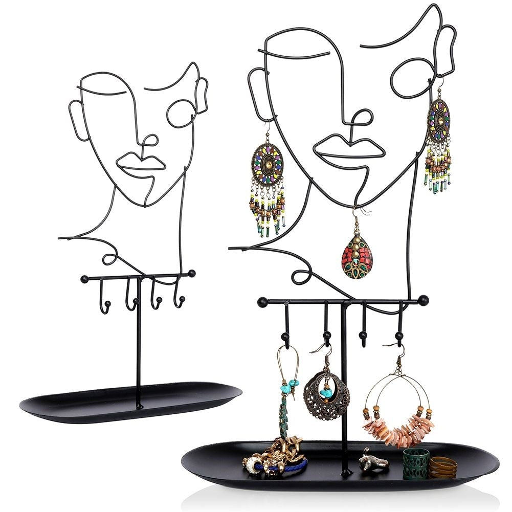 Elegant Jewelery Hanger in Abstract Design