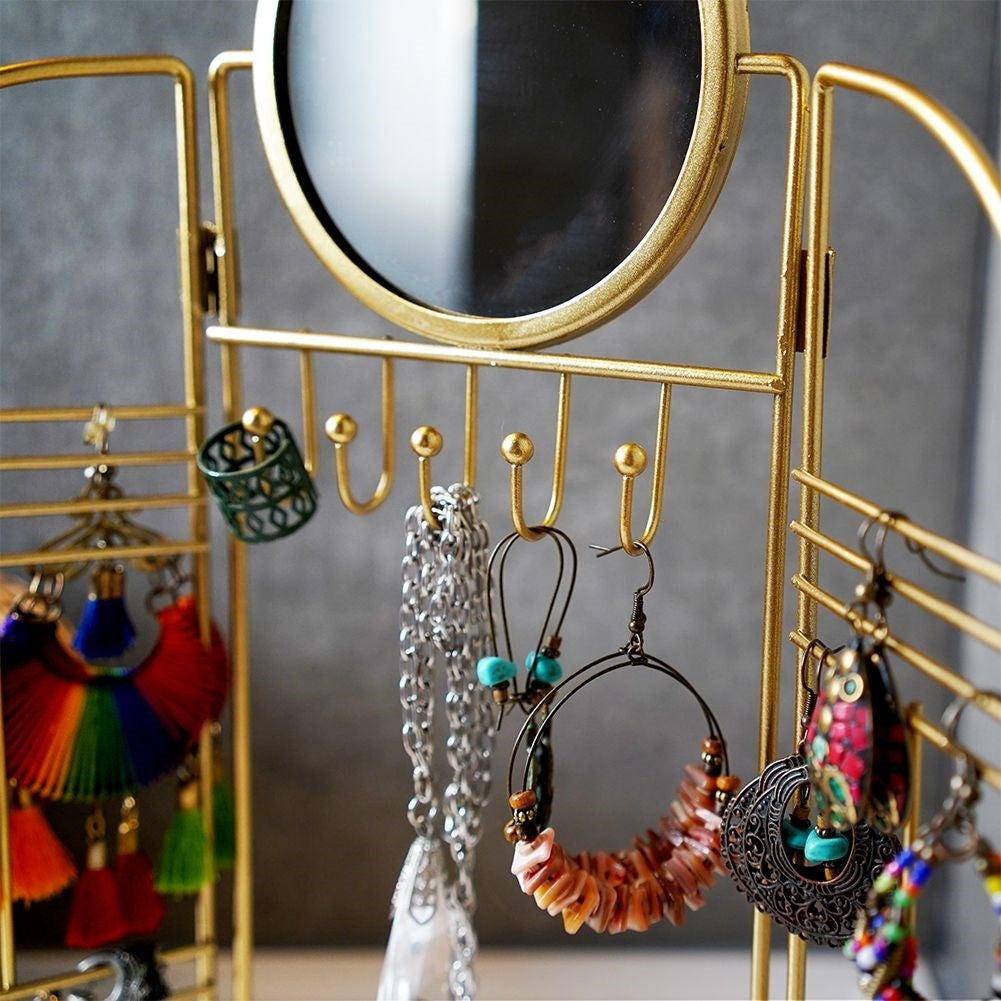 Elegant Jewelery Hanger in Gold with Mirror